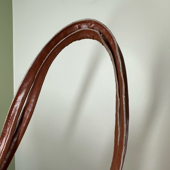 Straw Woven Handbag - Picture 2 of 5